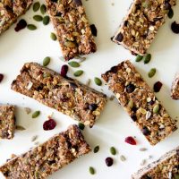 Chewy Granola Bars | occasionallyeggs.com
