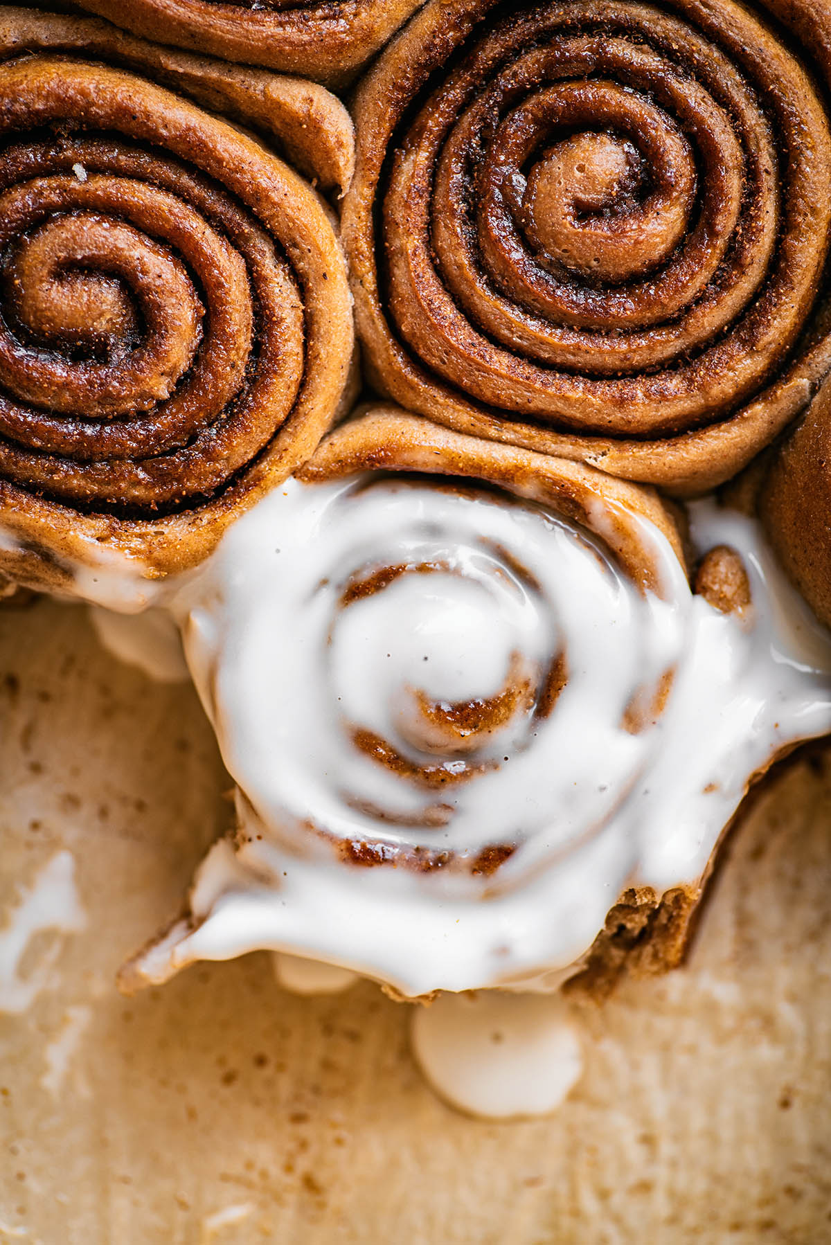 rz kel T sszent Hercegn Vegan Cinnamon Rolls Near Me Alk v S r tett Keksz