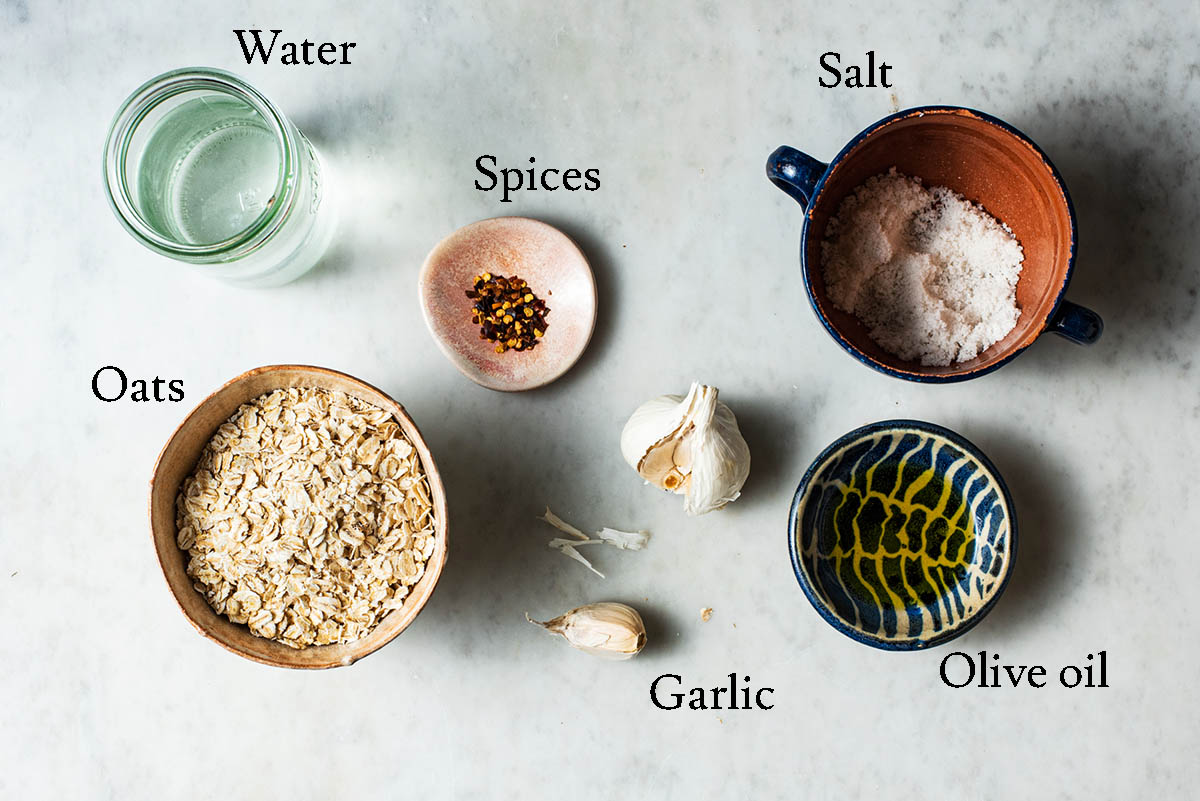Ingredients for savoury oatmeal with labels.